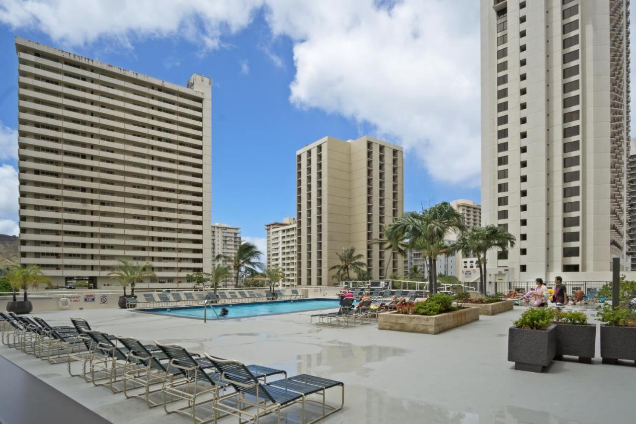 Waikiki Banyan By Darmic Villa Oahu ภายนอก รูปภาพ