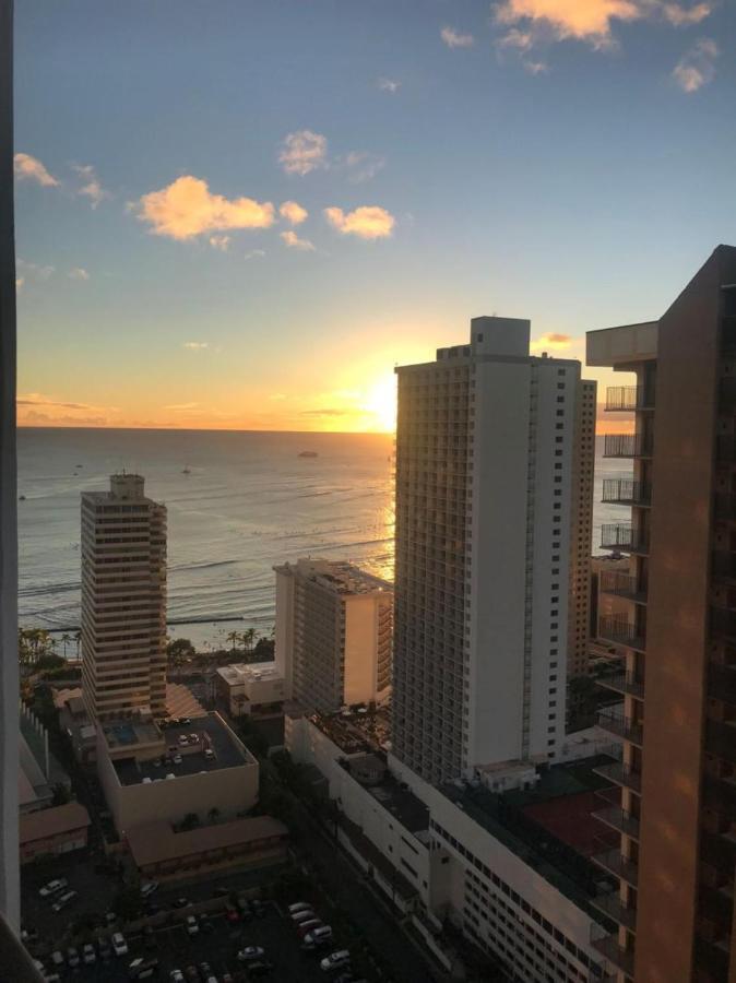 Waikiki Banyan By Darmic Villa Oahu ภายนอก รูปภาพ