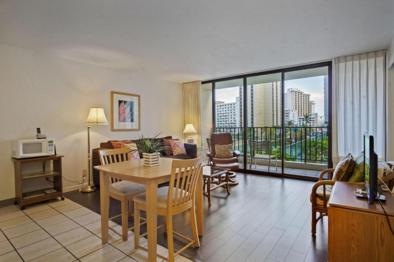Waikiki Banyan By Darmic Villa Oahu ภายนอก รูปภาพ